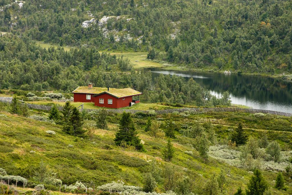 IMG_7708.jpg - auch wieder ein typischer Blick in norwegische Landschaft entlang des Peer Gynt Veien.